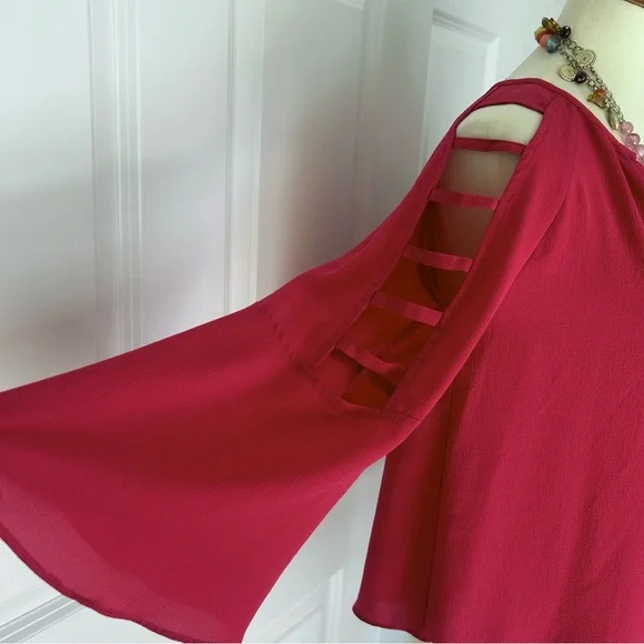 Jennifer Lopez Bright Pink Ladder Sleeve Blouse - Picture 2 of 4